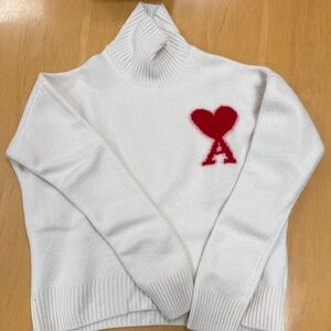 WHITE WOOL AMI DE COEUR SWEATER